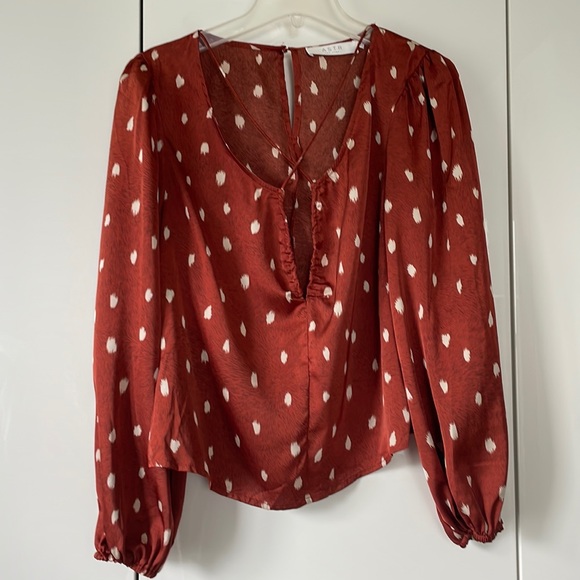 ASTR The Label Top with Long Sleeves in Brown/White Size-Large NWOT - Picture 5 of 8